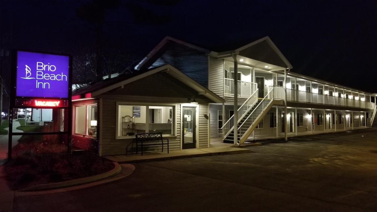Brio Beach Inn Traverse City Exterior foto